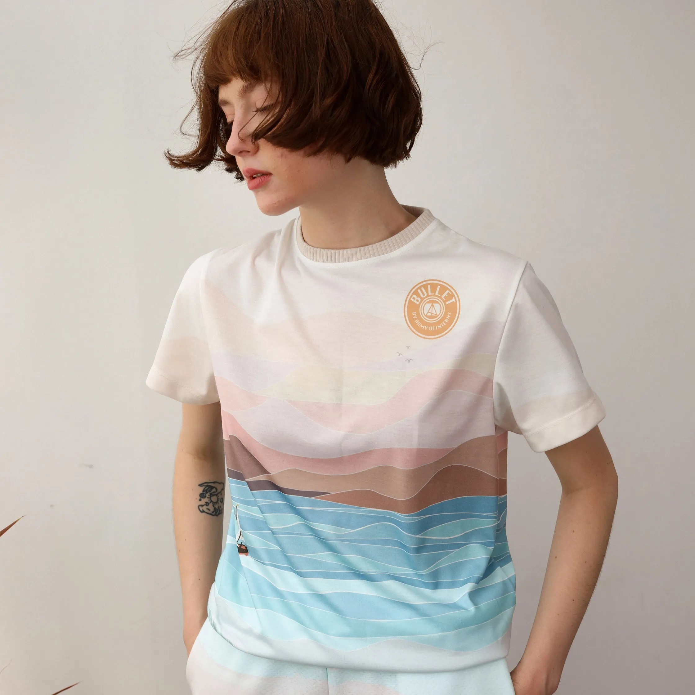 Elastic-waist Graphic Tee - SEA PRINT1
