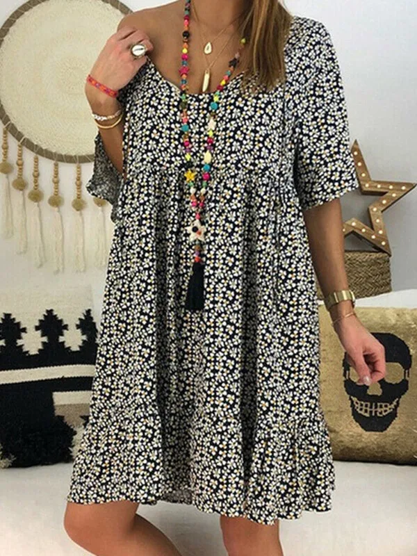 Prettybeautie Printed V-Neck Bell-Sleeve Dress